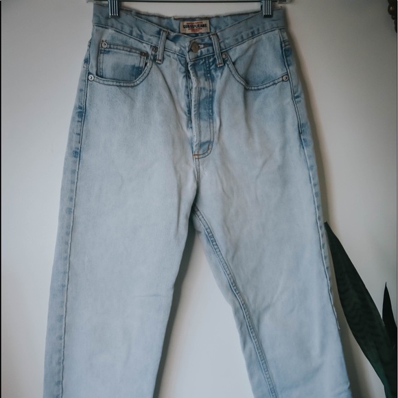 SOLD Vintage Button Fly Guess Jeans - size 28 - Distressed Style - Picture 2 of 7